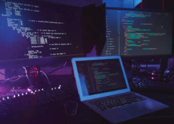 The Future is Cloud: Is AWS actually better than Azure ?