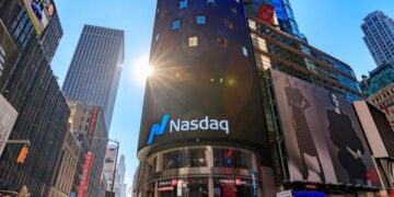 Market Report: Nifty IT index, Nasdaq clock weekly gain