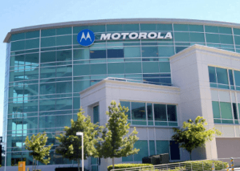 Motorola Razr Series unveils enhanced experience with new AI integration powered by Google Cloud