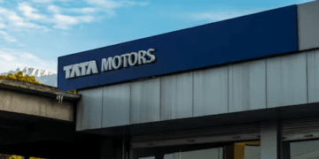 Tata Motor reports 5.7% YoY revenue growth in Q1FY25