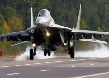 Defence Ministry secures Rs 26,000 crore deal with HAL for Su-30MKI Jet Engines