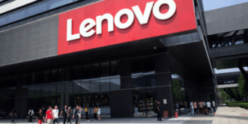 Lenovo expands globally and bets on AI for future growth
