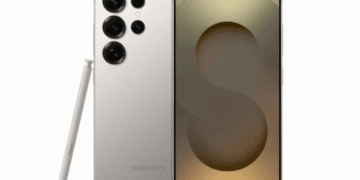 Samsung Galaxy S25 Ultra features Gorilla Armor 2 for durability and clarity