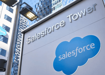 Salesforce cuts jobs and hires for AI expansion