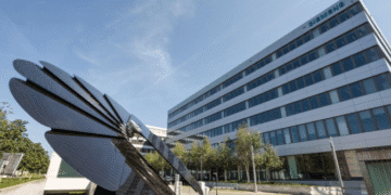 Siemens Q2 FY25: Orders up 44%, PAT at Rs 408 Cr