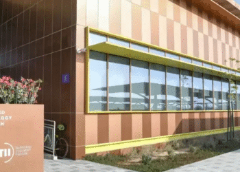 TII, AI71 and AWS partner to expand global access to UAE AI solutions