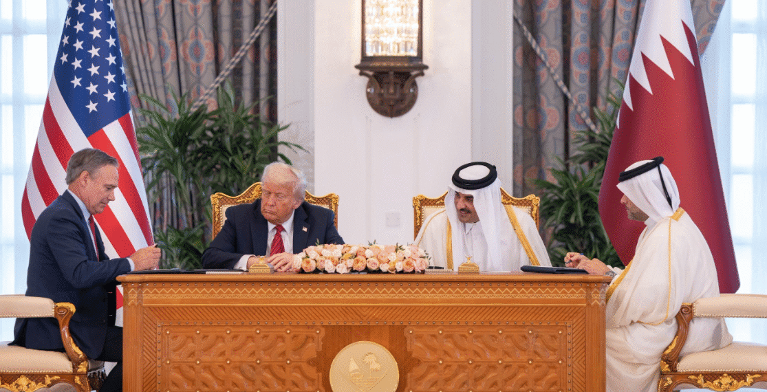 Qatar Airways expands fleet with record Boeing order, spurs U.S. job growth