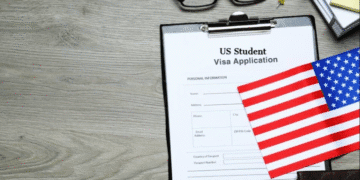 US pauses new student visas amid social media review plans
