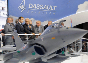 Dassault Aviation among top employers for French students in 2025: Universum survey