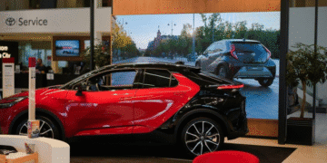 Samsung expands Smart Signage partnership with Toyota Motor