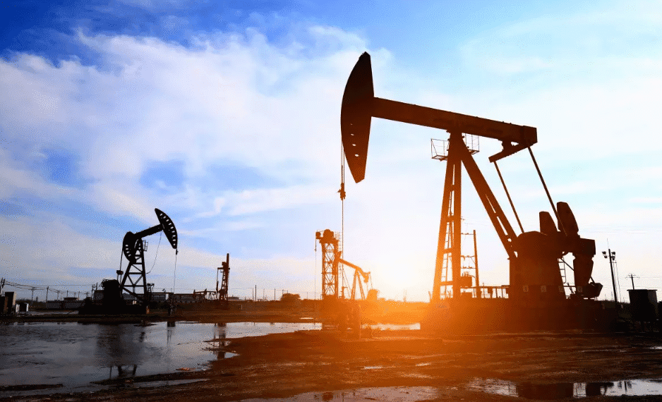 Crude oil prices surge 5.55% as sanctions hit Russian giants Rosneft and Lukoil