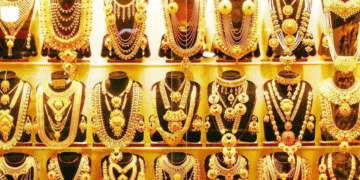 Gold crosses ₹1.32 lakh in India as global prices climb