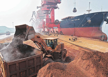 Iron ore vessel ‘Chola Serenity’ loading 43,400 MT at Paradip Port