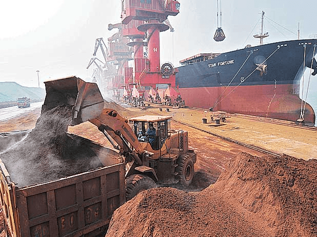 Iron ore vessel ‘Chola Serenity’ loading 43,400 MT at Paradip Port