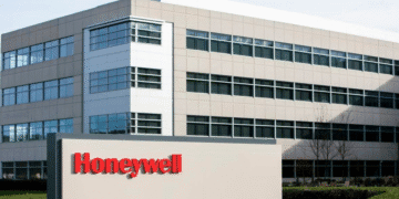 Honeywell, TotalEnergies partner on AI operations pilot at Port Arthur refinery