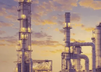 Middle East conflict shakes commodities: Oil soars, aluminium hits 4-year high