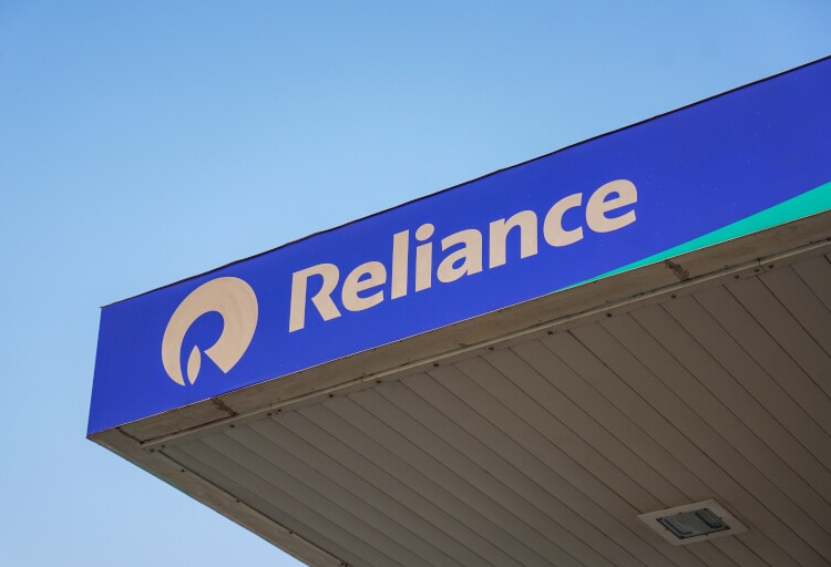 Reliance denies Iranian crude purchase reports, calls claims “Baseless”