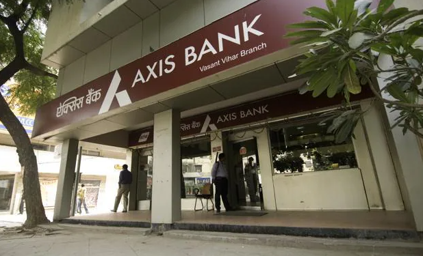 Axis Bank reports strong growth in advances and deposits in FY26 update