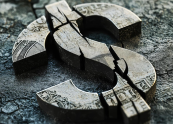 Dollar dominance at 26-year low reflects structural shift