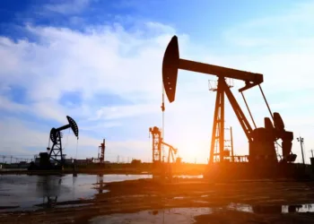 Crude oil drops on signs of US Iran deal
