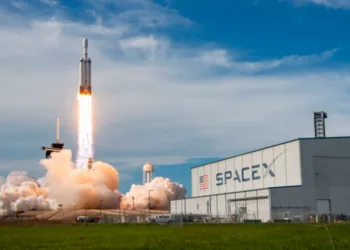 SpaceX opens IPO roadshow ahead of Nasdaq listing