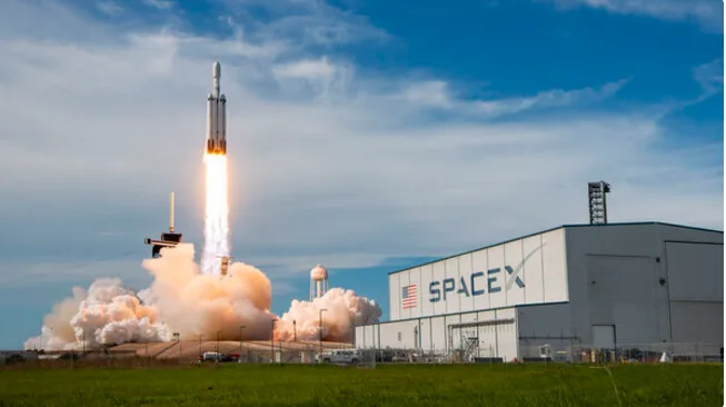 SpaceX opens IPO roadshow ahead of Nasdaq listing