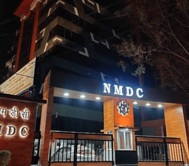 NMDC cuts iron ore prices for second time, Lump Ore down ₹450/tonne since June