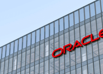 Leah selects Oracle Cloud and PwC to scale Agentic OS globally