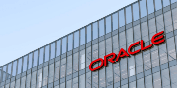 Leah selects Oracle Cloud and PwC to scale Agentic OS globally