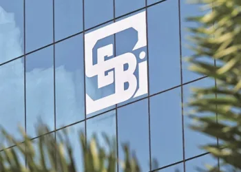 SEBI warns investors against live trading tips on social media