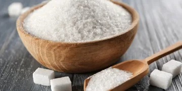 U.S. sugar supplies rise as crop risks support prices