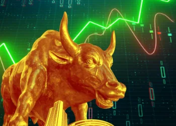 Copper hovers near record highs on tight supply concerns