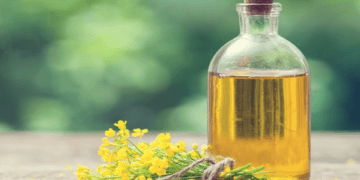 Indian oilmeal exports fall 13% as global price competition intensifies